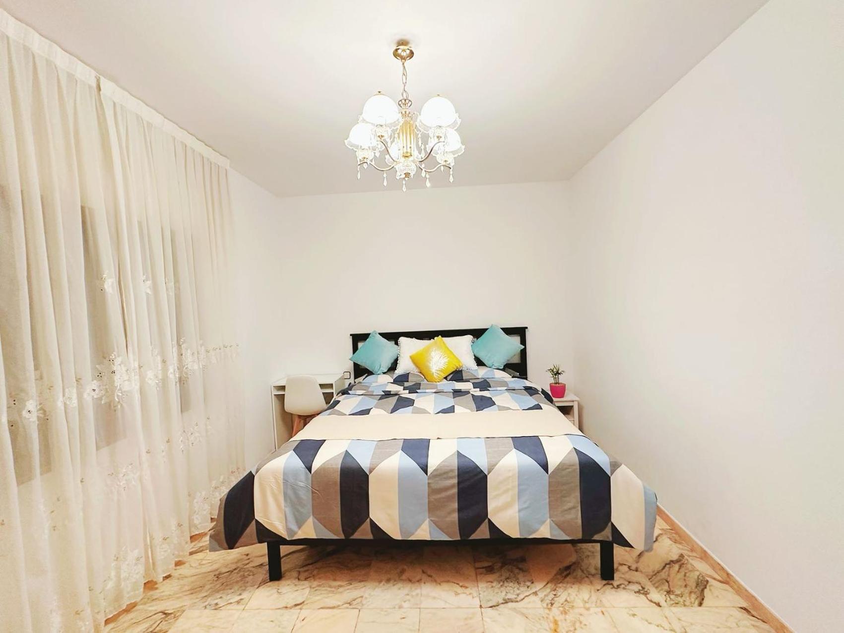 Tree House Apartment Боадиля дел Монте Екстериор снимка