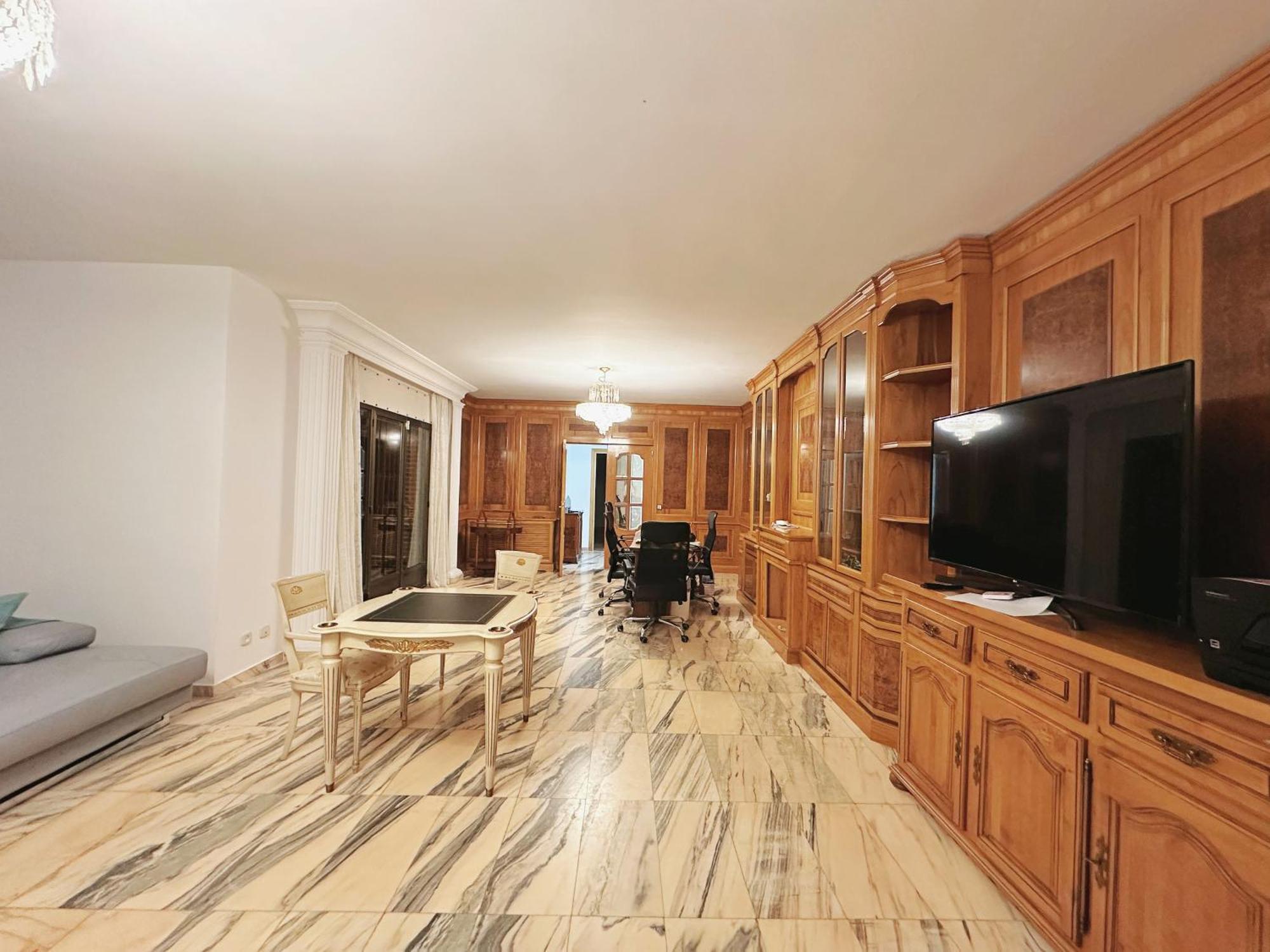 Tree House Apartment Боадиля дел Монте Екстериор снимка