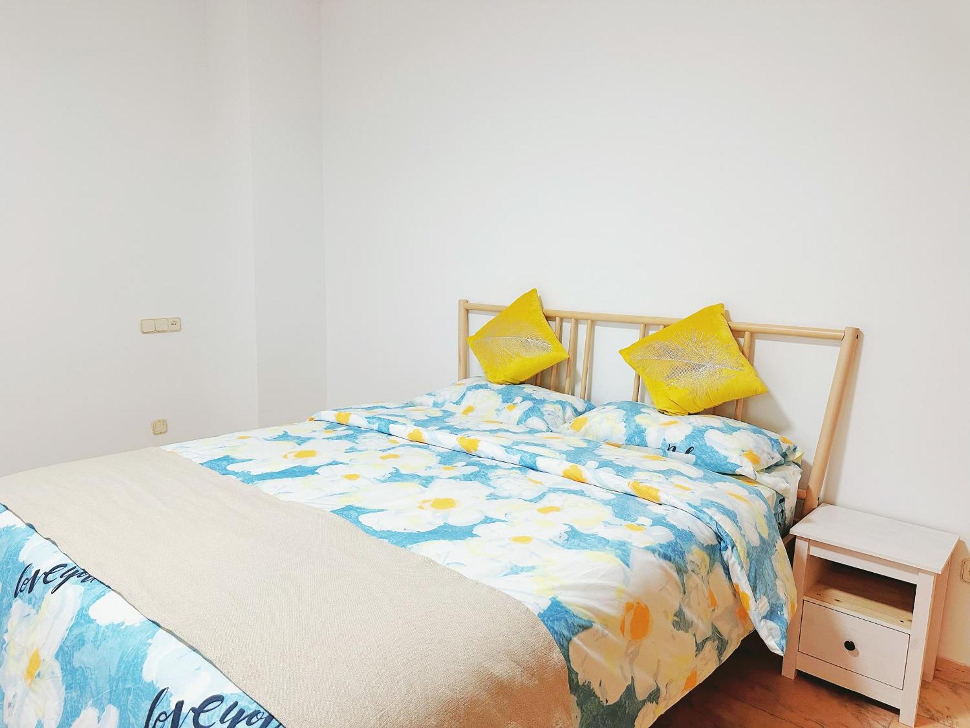 Tree House Apartment Боадиля дел Монте Екстериор снимка