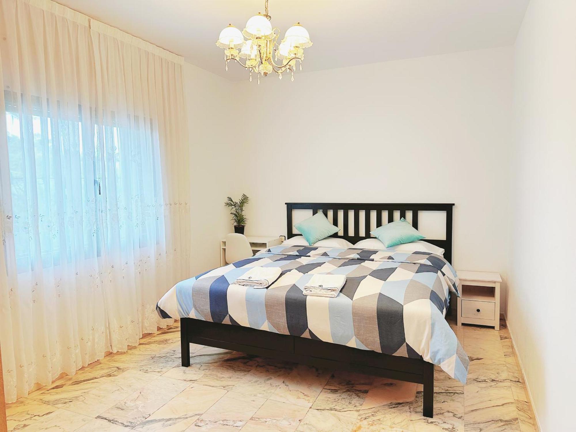 Tree House Apartment Боадиля дел Монте Екстериор снимка