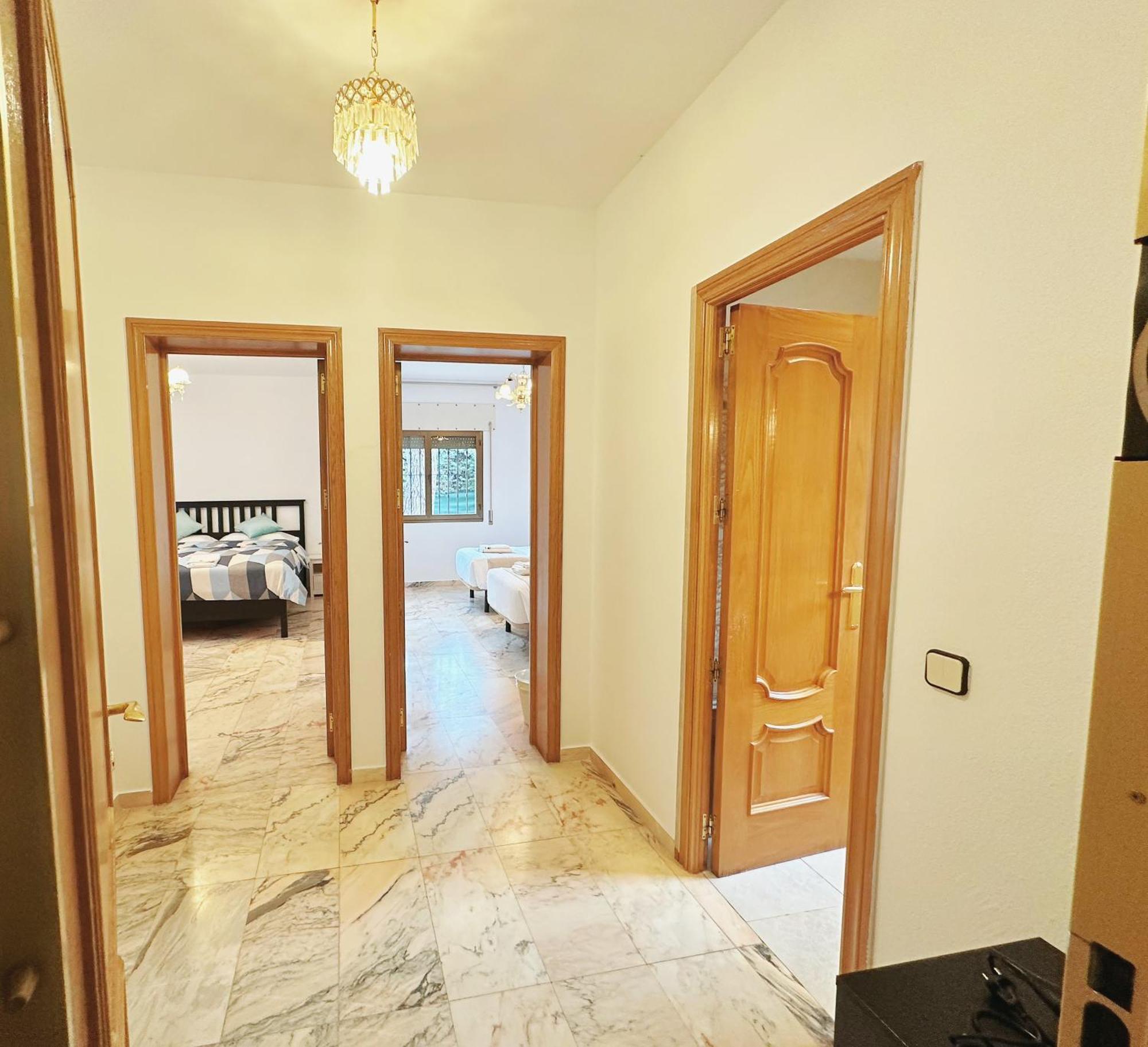 Tree House Apartment Боадиля дел Монте Екстериор снимка